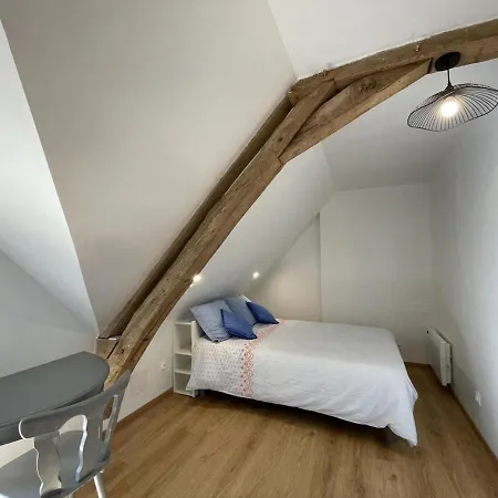 Maison De Ferme Renovee 18eme Siecle Avec Piano Et Charme Authentique - Fr-1-489-433 Holiday home Ygrande